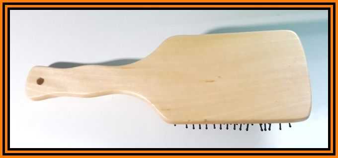Test: La Viano® Haarbürste Naturholz Paddle-Brush Holz-Bürste 13-reihig Naturprodukt paddelförmig Pneumatik gesundes Haar Test: La Viano® Haarbürste Naturholz Paddle-Brush Holz-Bürste 13-reihig Naturprodukt paddelförmig Pneumatik gesundes Haar